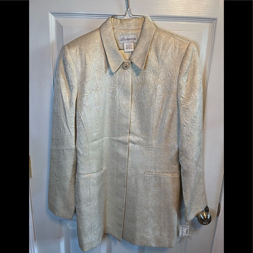 NWT Gantos cream and gold shimmer blazer sz 8